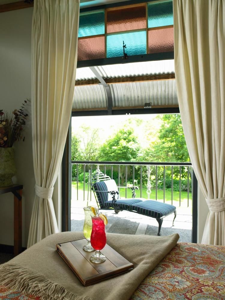 The Narrows Landing Hotel Tamahere Екстер'єр фото